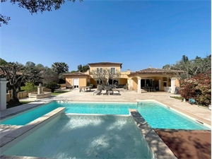 villa à la vente -   83520  ROQUEBRUNE SUR ARGENS, surface 239 m2 vente villa - UBI468527444
